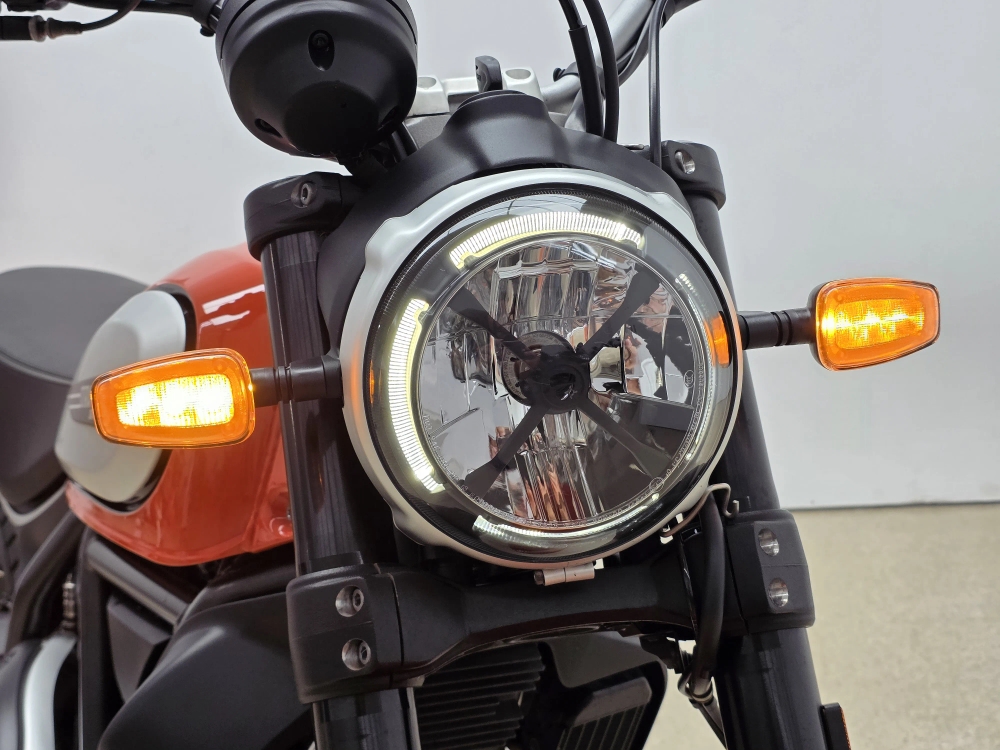 Ducati Scrambler Icon 800 de ocasión - foto 13