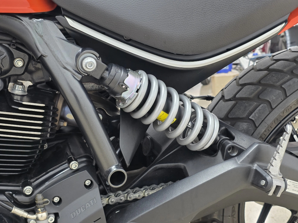Ducati Scrambler Icon 800 de ocasión - foto 9