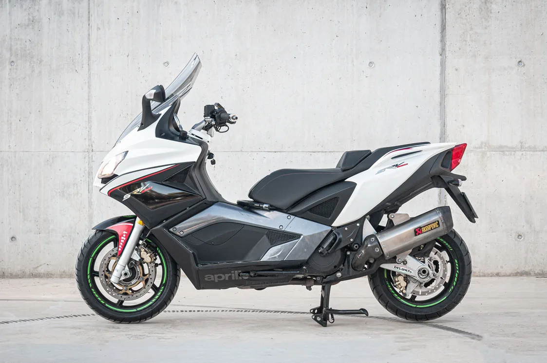 Aprilia SRV 850 ABS-ATC Akrapovic de ocasión - foto 1