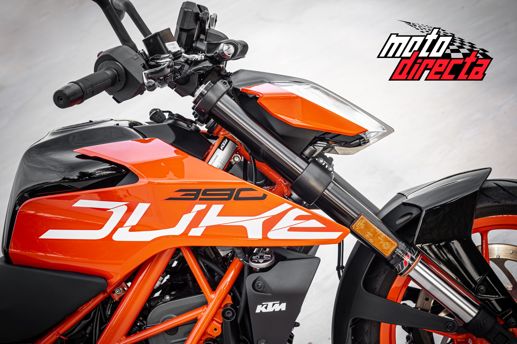 KTM DUKE 390 ABS 44cv de ocasión - foto 8