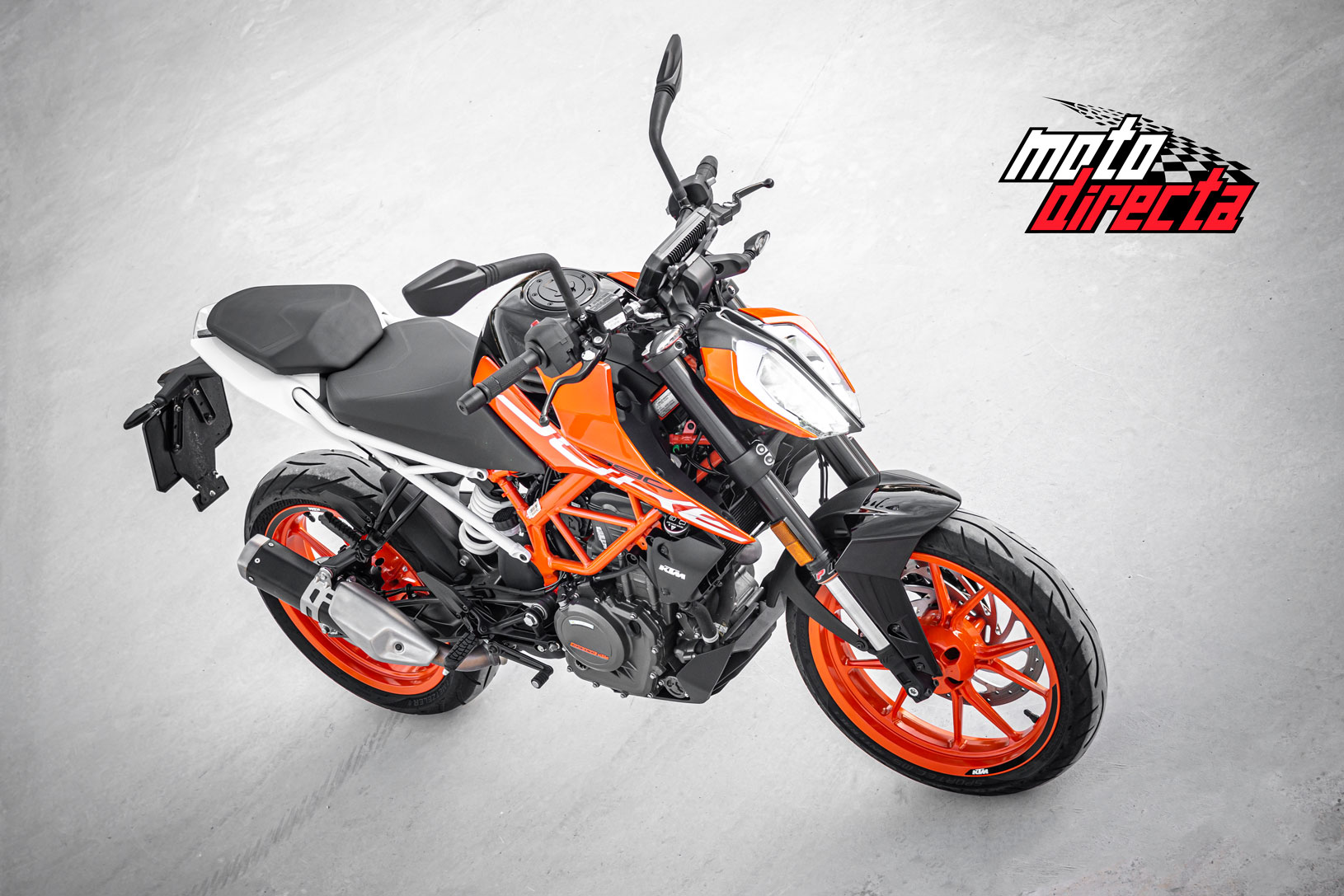 KTM DUKE 390 ABS 44cv de ocasión - foto 2